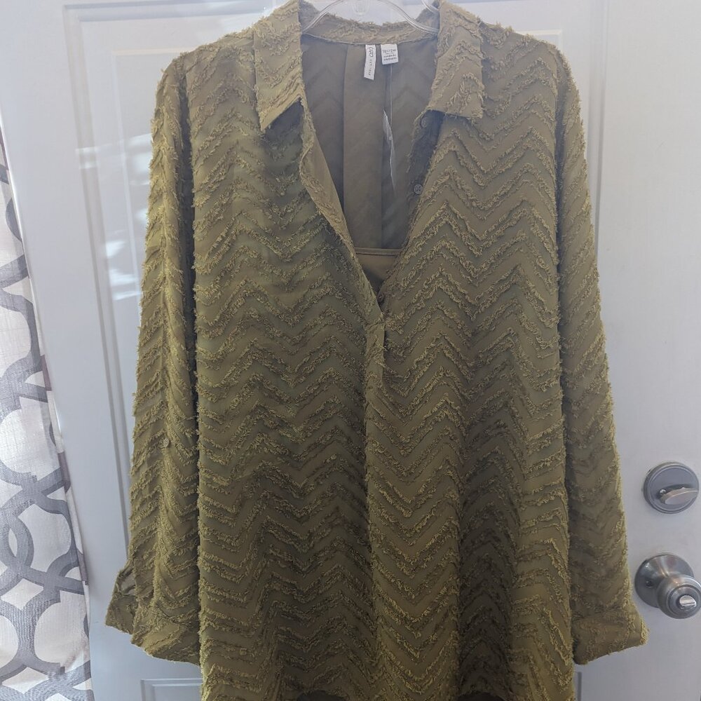 CATO woman's sz 18/20 extra long mustard green blouse/camisole